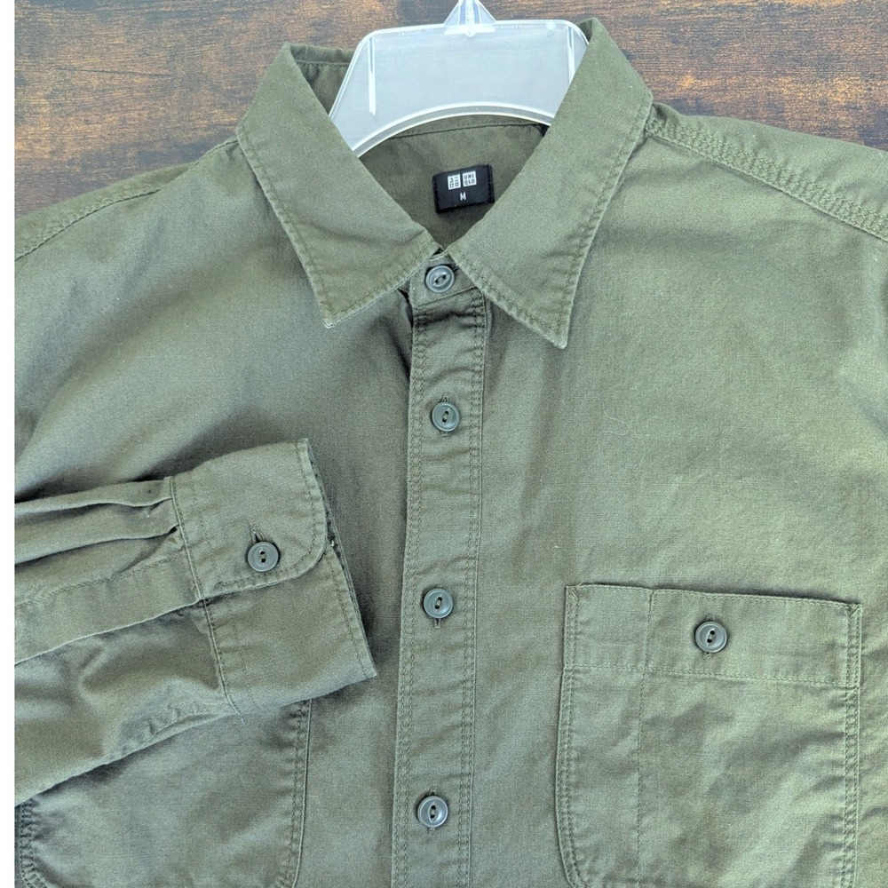 Uniqlo Button Up Shirt Military Green Long Sleeve Utility Sz M Minimalist Olive
